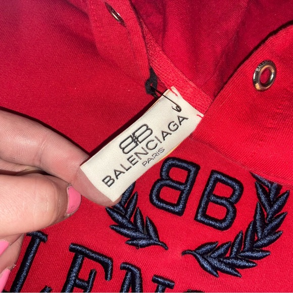 Authentic Balenciaga BB Wreath Crest Hoodie - Red - Demna Era size XL